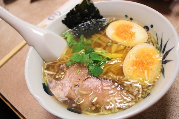 eating in Japan with children
