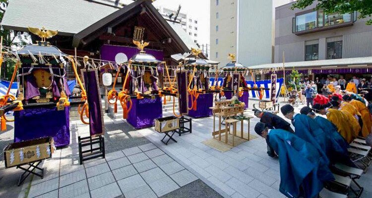 atch Spectacular Traditional Festivals in Japan