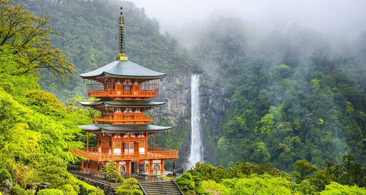 Seiganto-ji Temple, Nachi waterfall