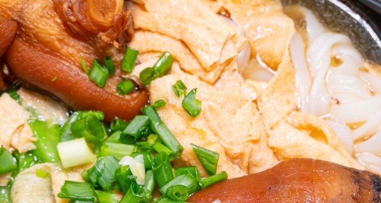 Japanese Food, Yuba and Trotters Rice Noodles