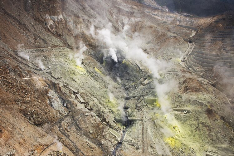 View Owakudani from the ropeway
