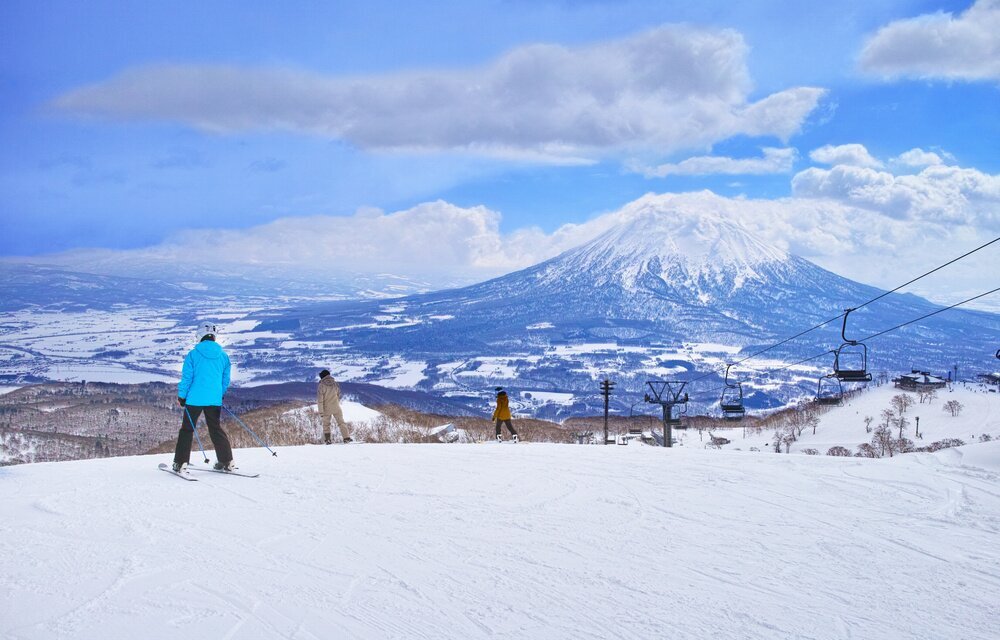 14 Days Japan Hokkaido Niseko ski tour