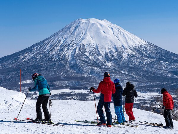 Enjoy Your Skiing in Niseko