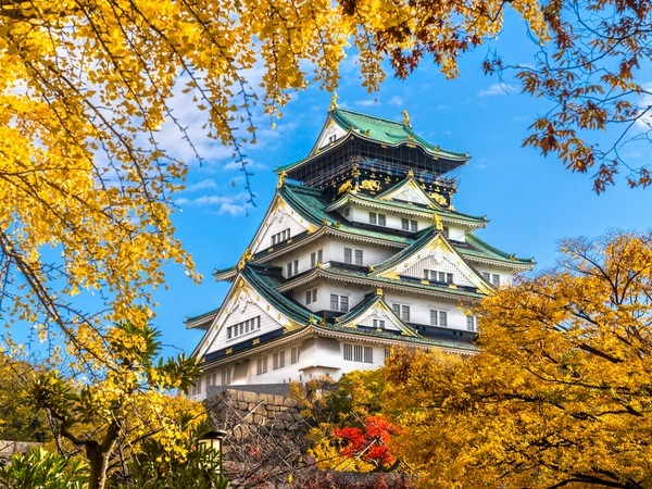 The Osaka Castle in Autumn