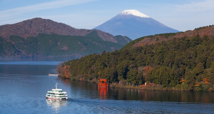 Beautiful Lake Ashi and Mt. Fuji in Autumn Season