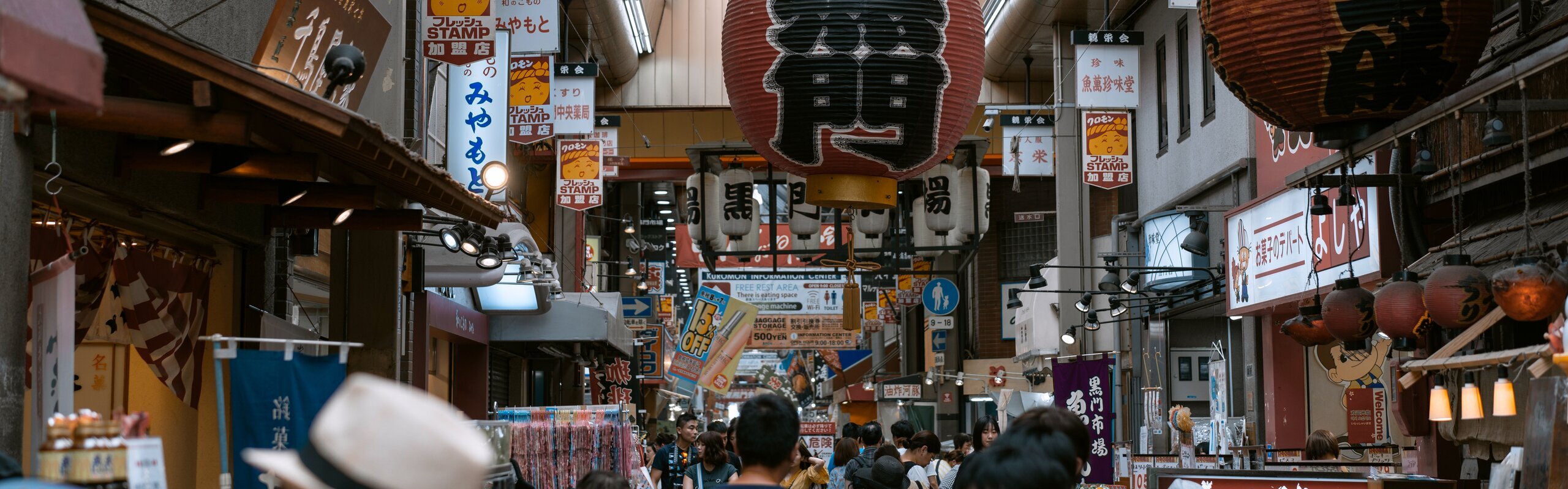 Eating in Osaka: Best Places, Restaurants & Must-try Food