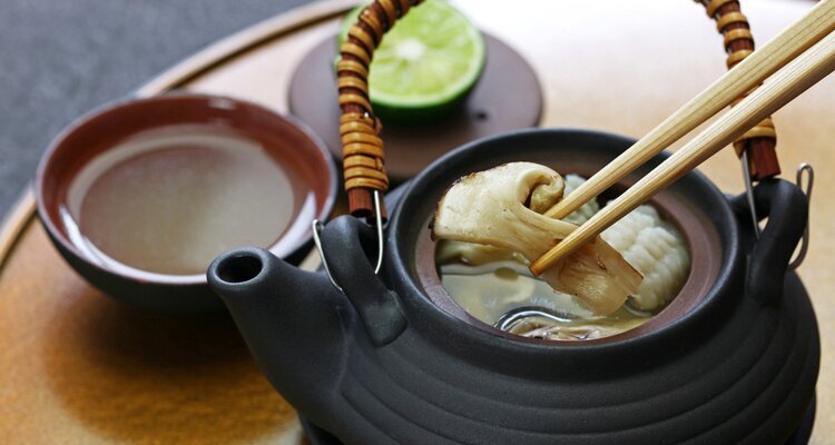 Steamed matsutake mushroom