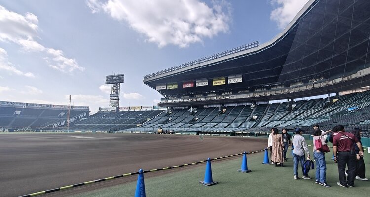 A Guided Tour of Hanshin Koshien Stadium