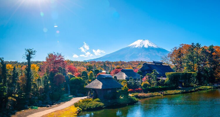 Oshino Hakkai village