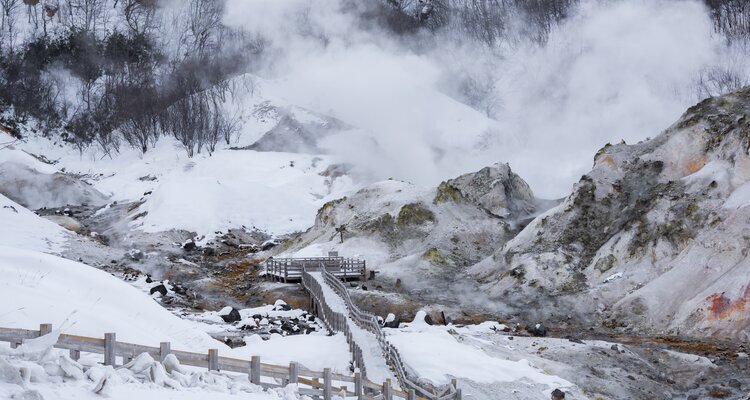 Scenic view of Jigokudani Hell Valley