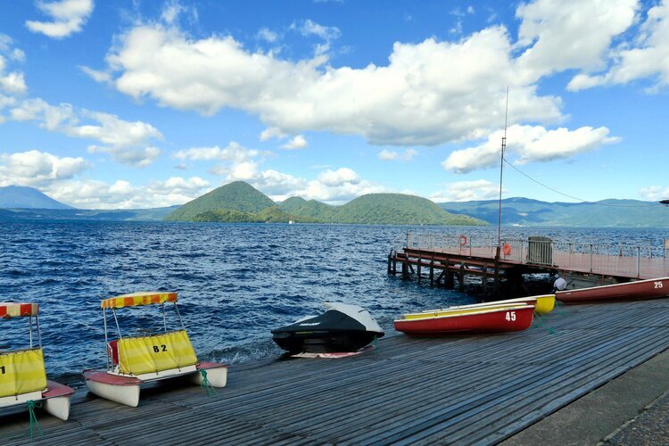 Enjoy water fun in Lake Toya