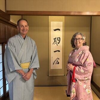 Put on a traditional kimono