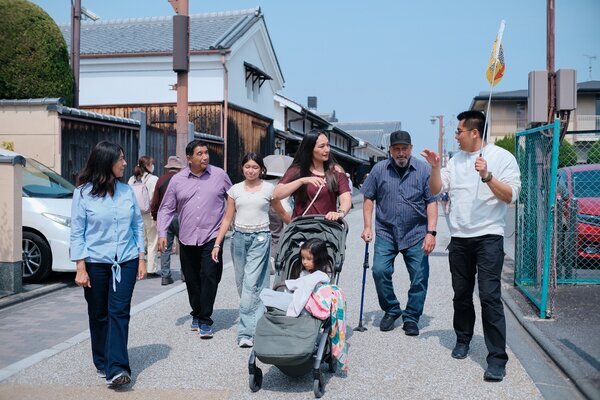 A Multigenerational Family Journey to Japan During Cherry Blossom Season